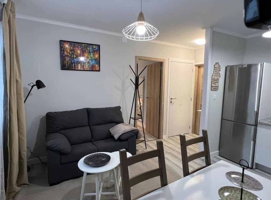Apartamento Turistico Plaza III Monforte De Lemos Zewnętrze zdjęcie