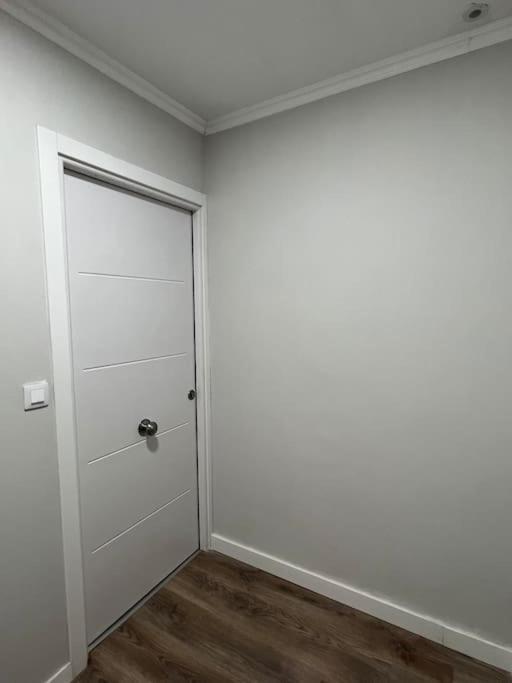 Apartamento Turistico Plaza III Monforte De Lemos Zewnętrze zdjęcie
