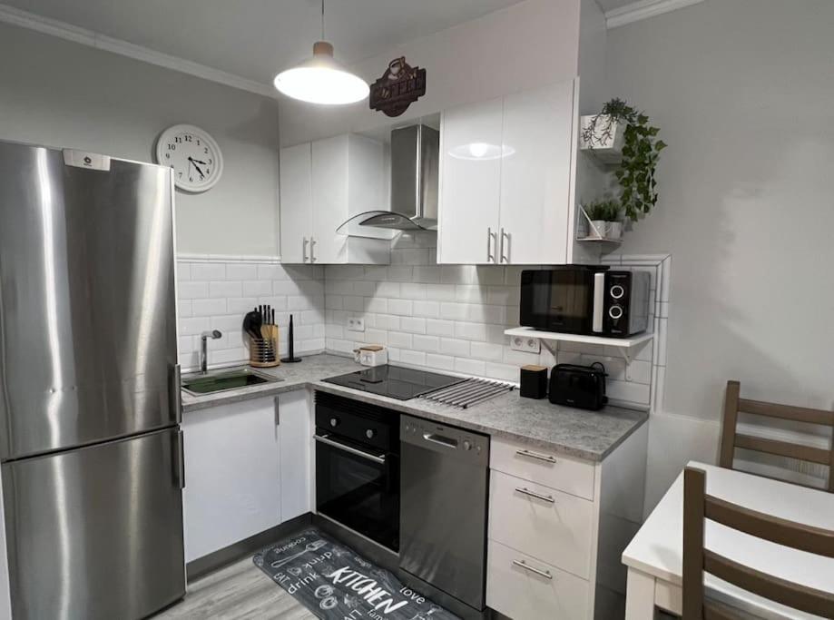 Apartamento Turistico Plaza III Monforte De Lemos Zewnętrze zdjęcie