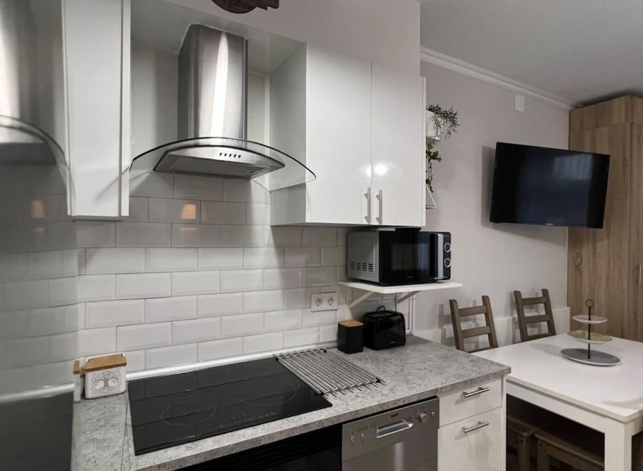 Apartamento Turistico Plaza III Monforte De Lemos Zewnętrze zdjęcie