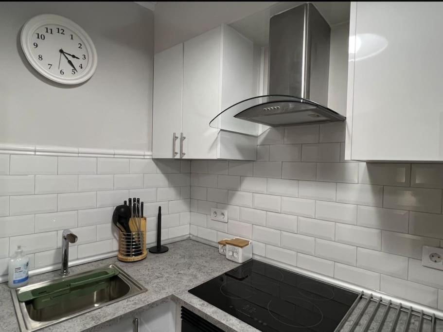 Apartamento Turistico Plaza III Monforte De Lemos Zewnętrze zdjęcie